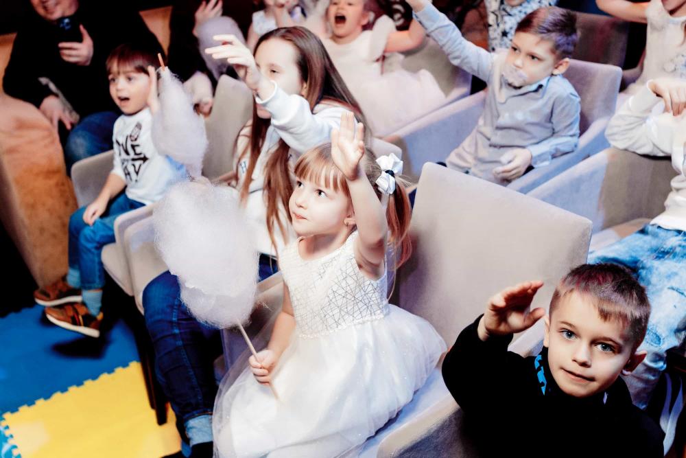 слайд №8 : Детская новогодняя елка